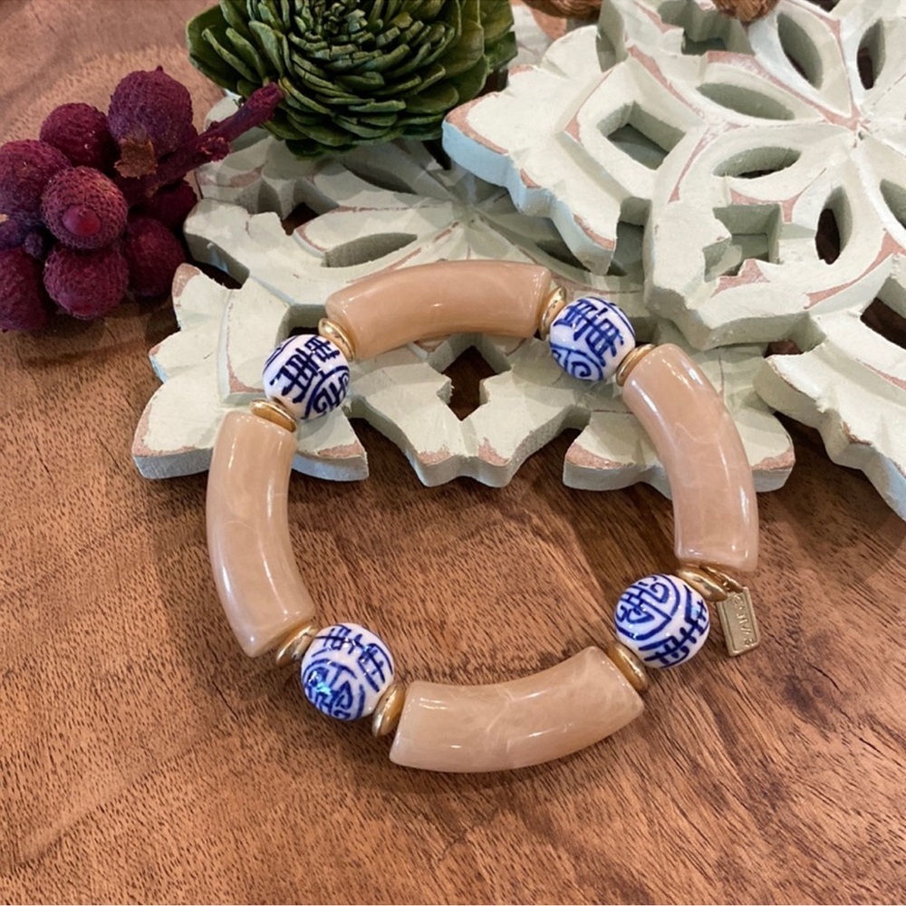 Butterscotch Tan and Blue Beaded Bracelet